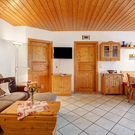 Haus Schlageter Apartament *